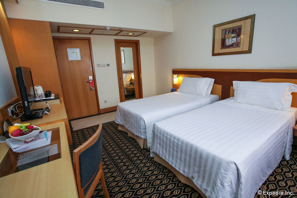 Furama Centre Hotel