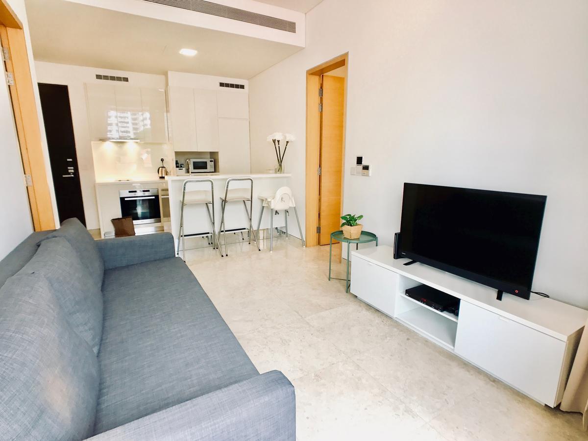 Apartment Two Bedroom In Chinatown Above Mrt *