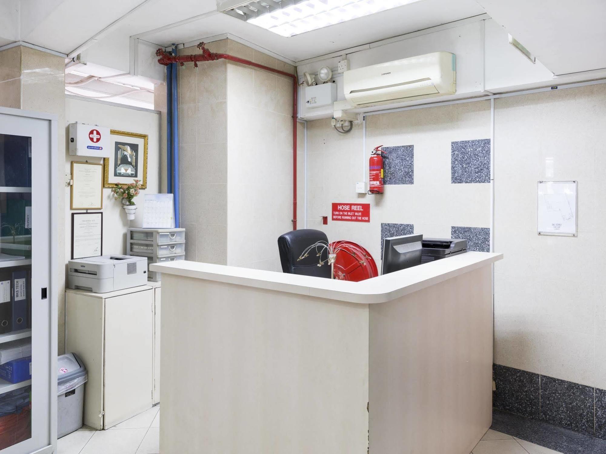 Mks Backpackers - Cuff Road Hostel