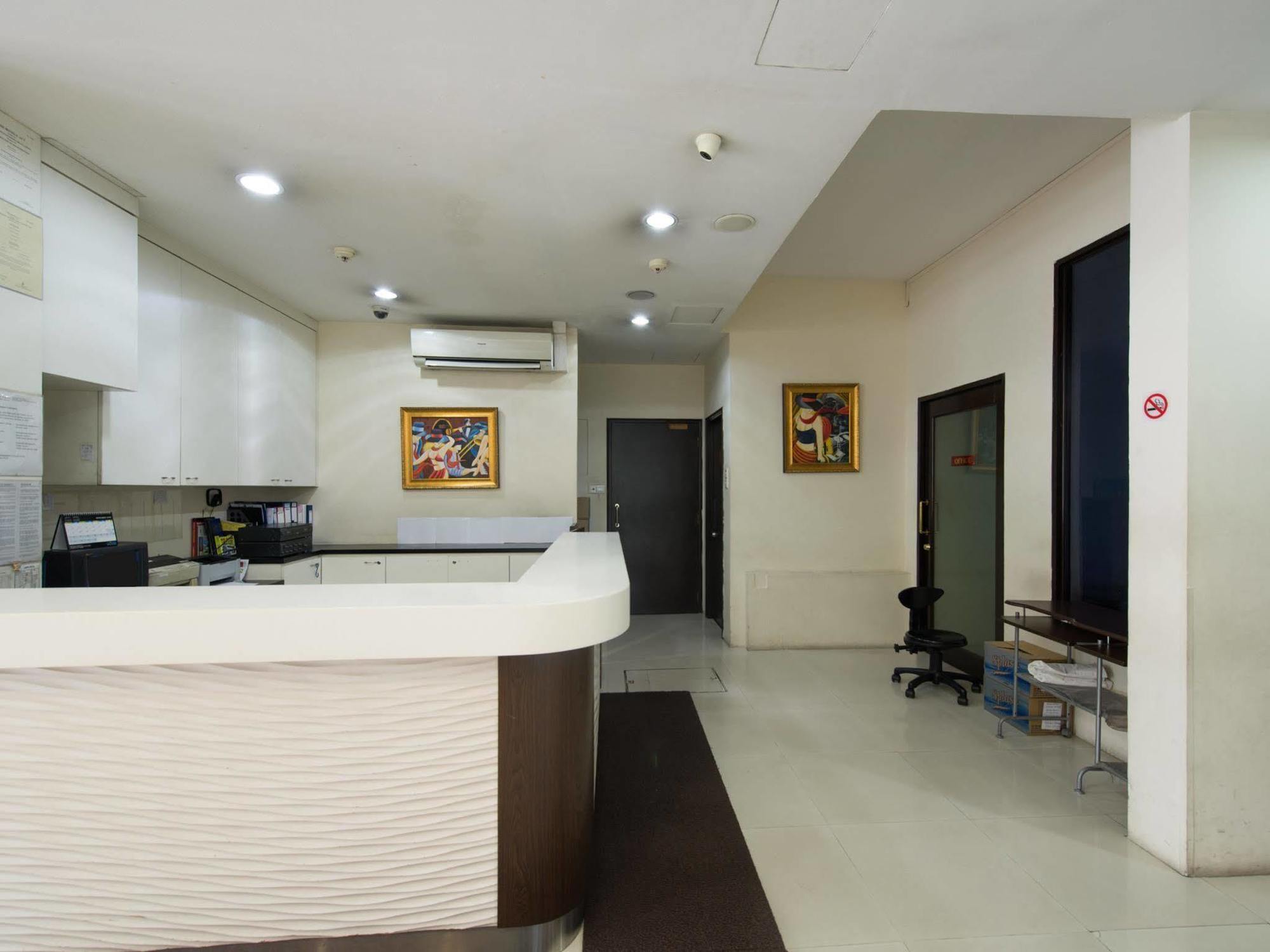 Hotel Hi Dot