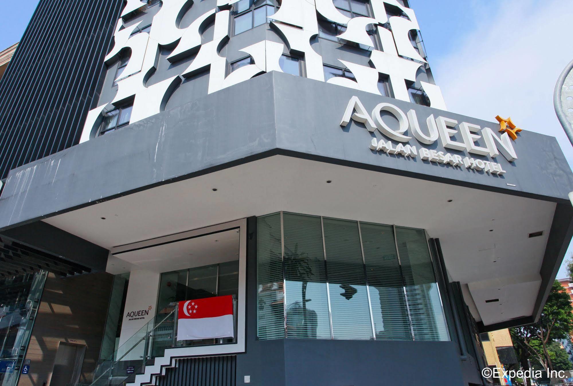 Aqueen Kitchener 3*
