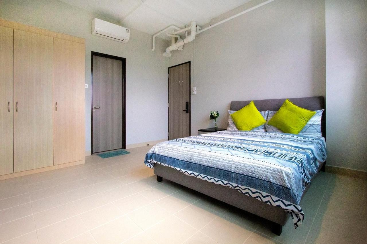 31 Boon Lay Drive Apartment *