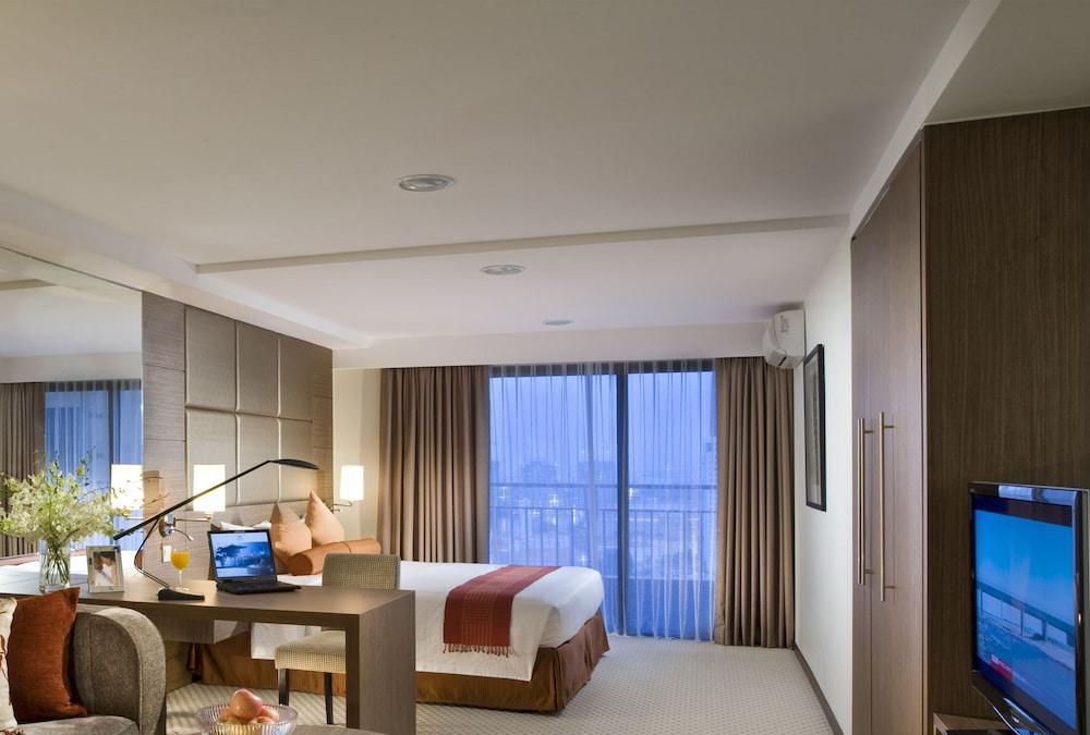 Somerset Liang Court *