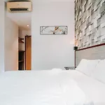 Noble Hotel Express, Check In 10Pm, Check Out 9Am