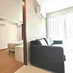 3 Bedrooms Kallang Central City Train