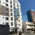 Happy Hotel