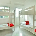 Reddoorz Hostel @ Lavender Mrt