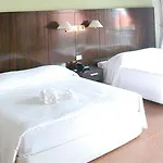 Saf Yacht Club Changi Resort Rooms