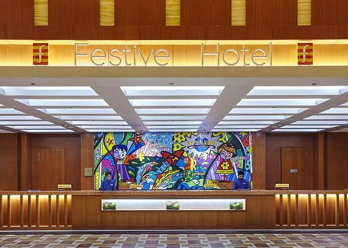 Resorts World Sentosa - Festive Hotel