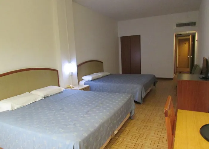 Hotel Supreme