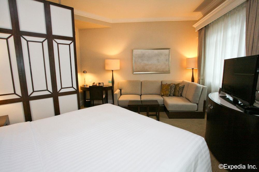 Rendezvous By Far East Hospitality 4*