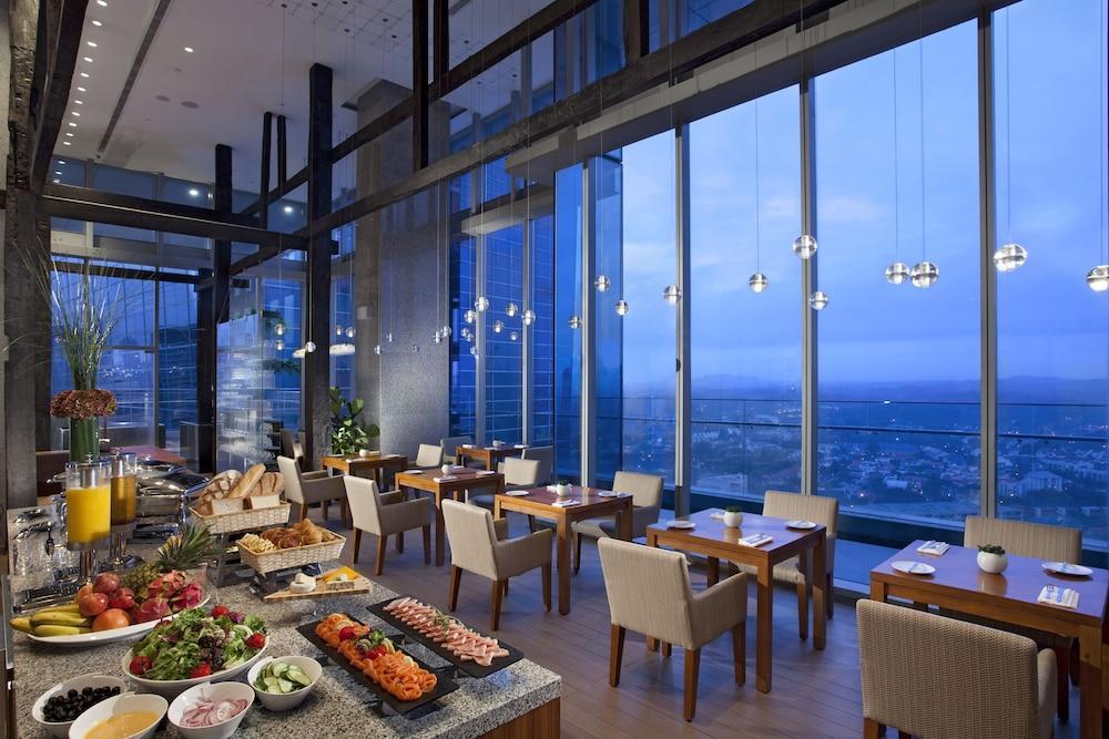 Oasia Novena, By Far East Hospitality 4*