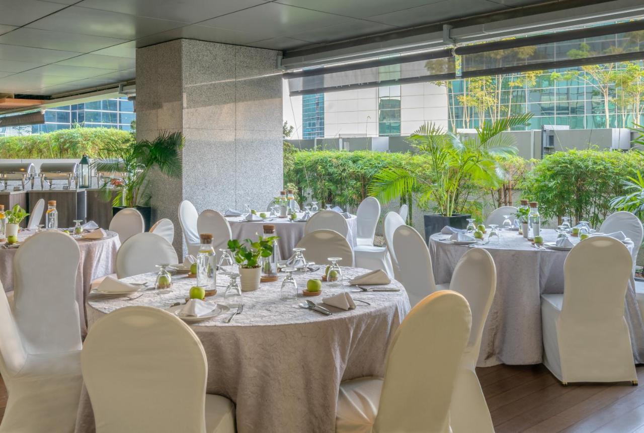 Oasia Novena, By Far East Hospitality Hotel