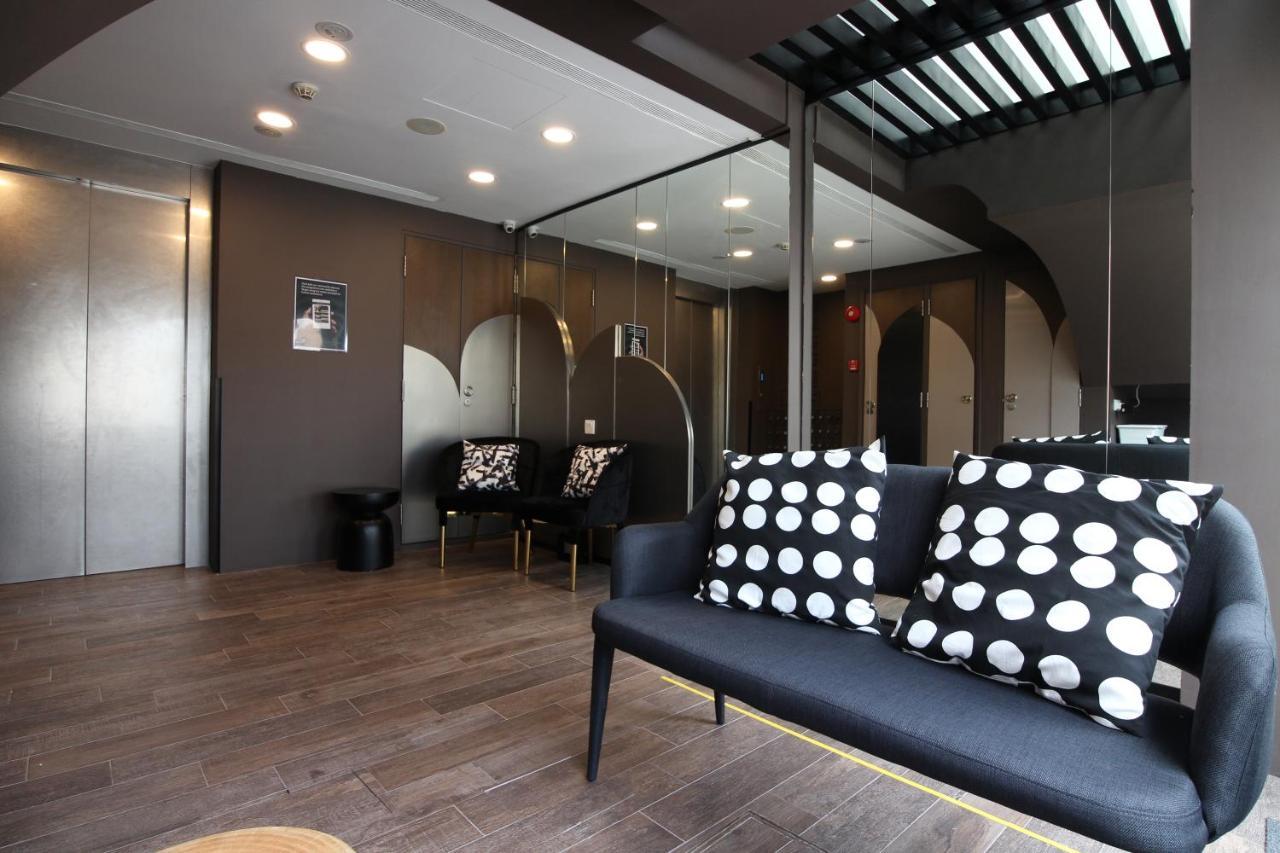 Hotel St Signature Bugis Beach, Dayuse, 8-9 Hours, Check In 8am Or 11am