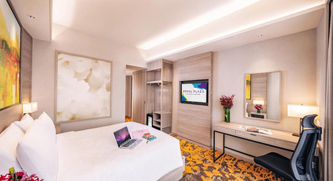 Hotel Royal Plaza On Scotts Singapore