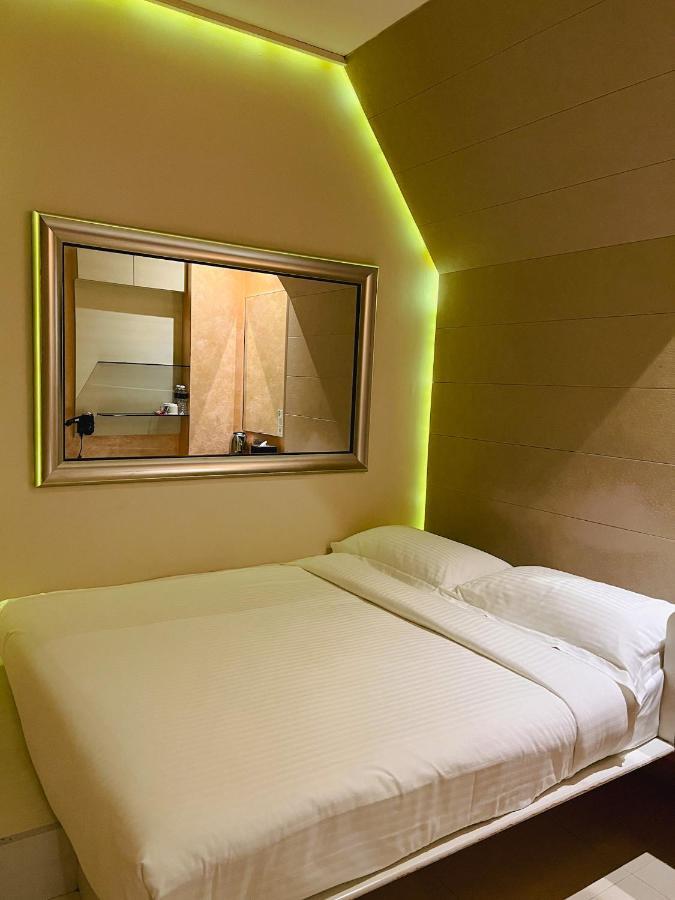 Fragrance - Viva Hotel 2*