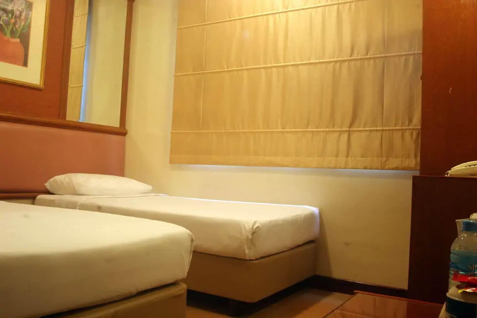 81 Geylang Hotel 2*