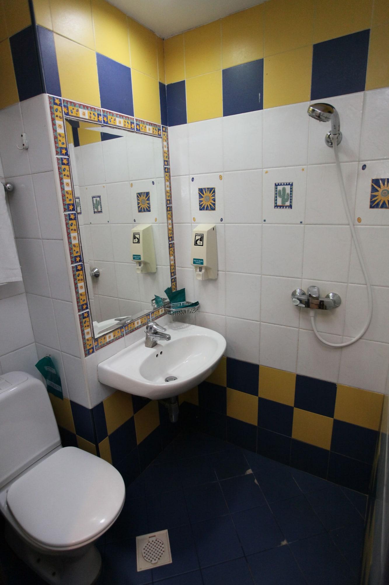 81 Palace - Newly Renovated 2* Singapore