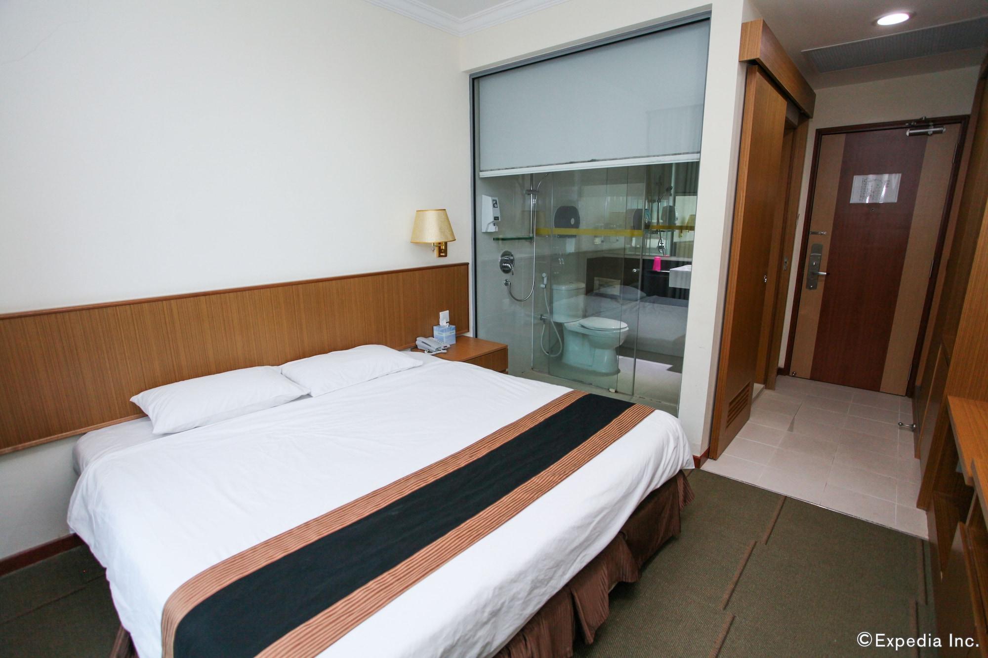 New Cape Hotel 3*