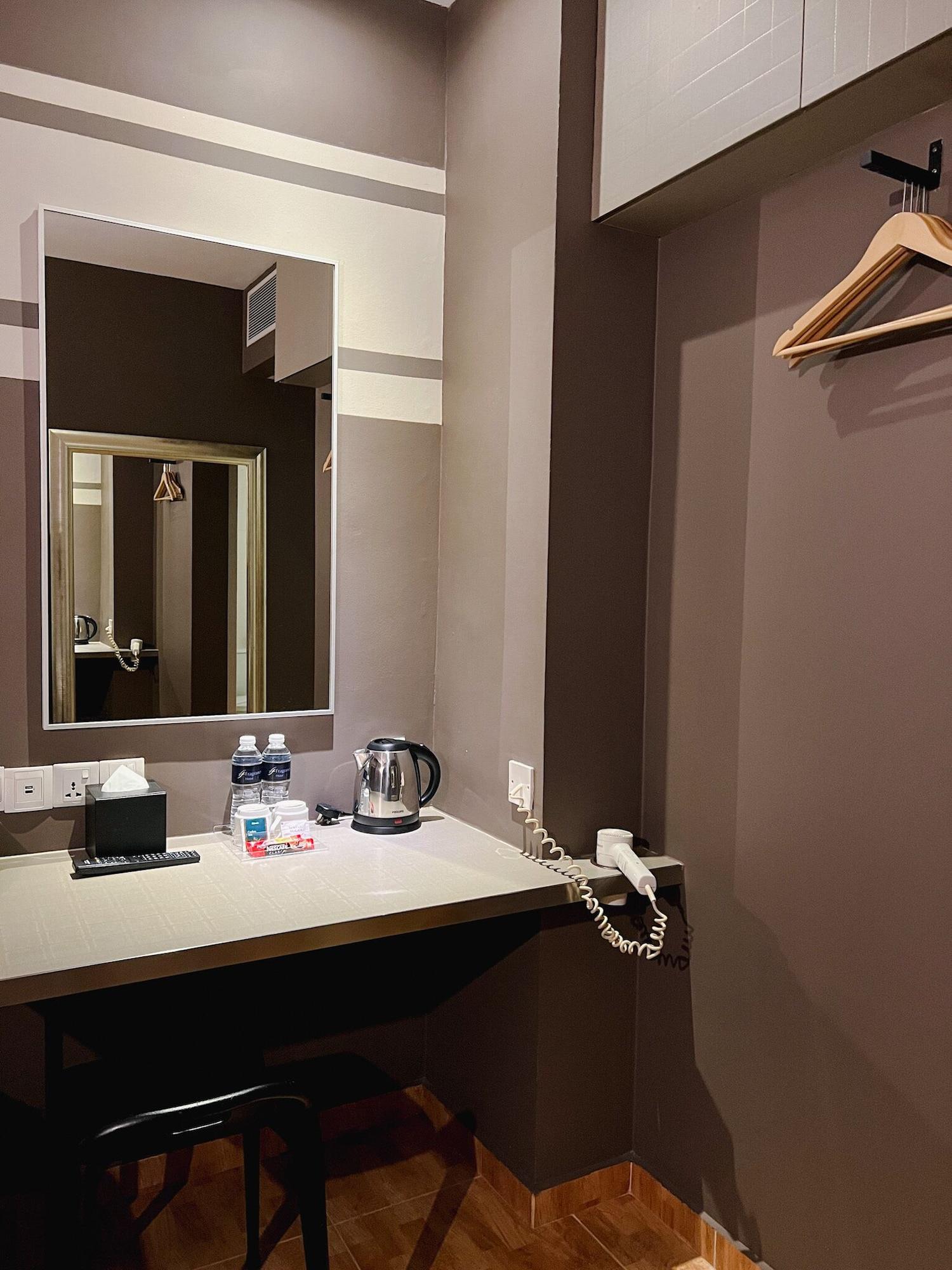 Hotel Fragrance - Kovan 2*
