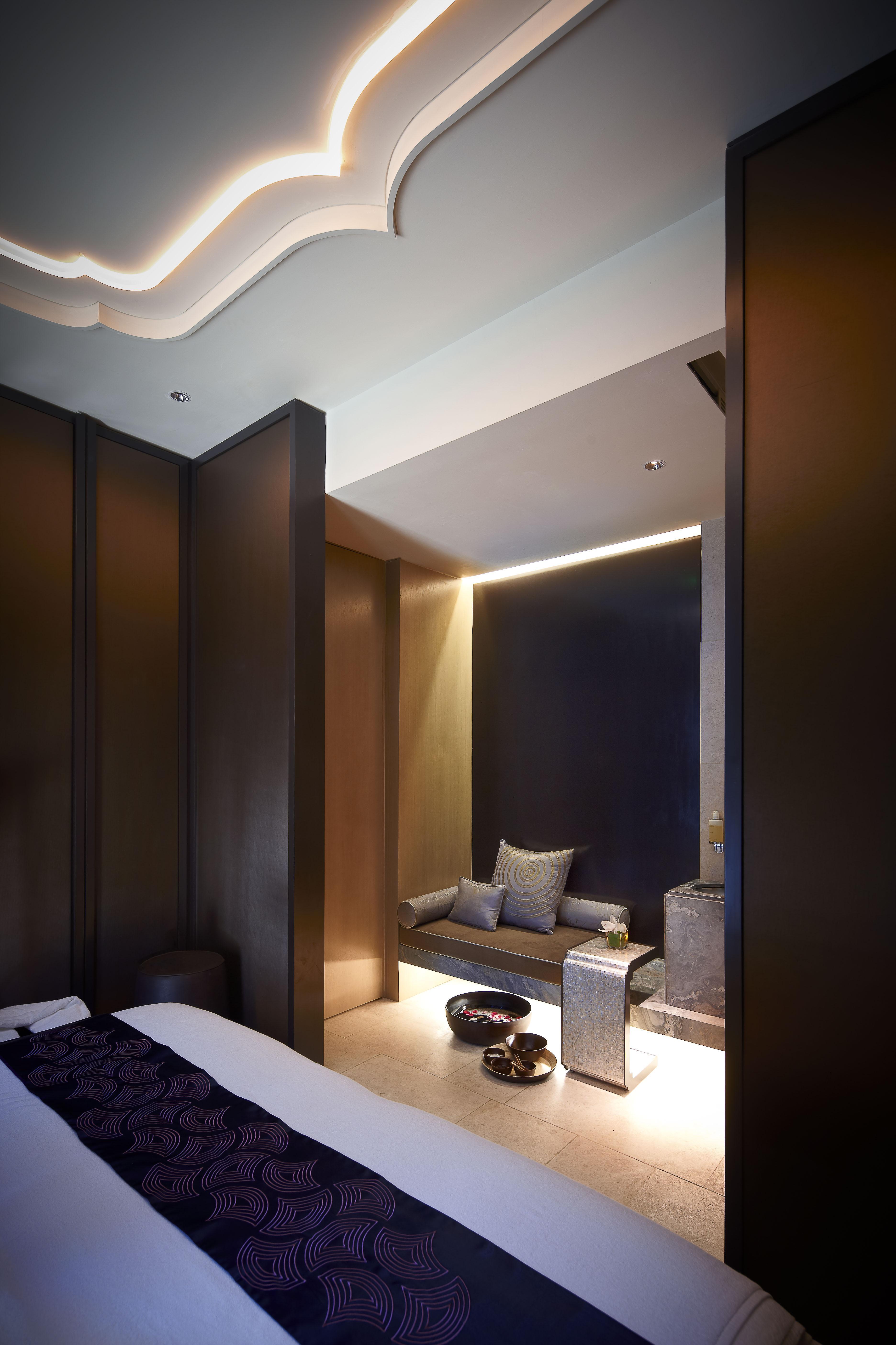 Mandarin Oriental, Hotel