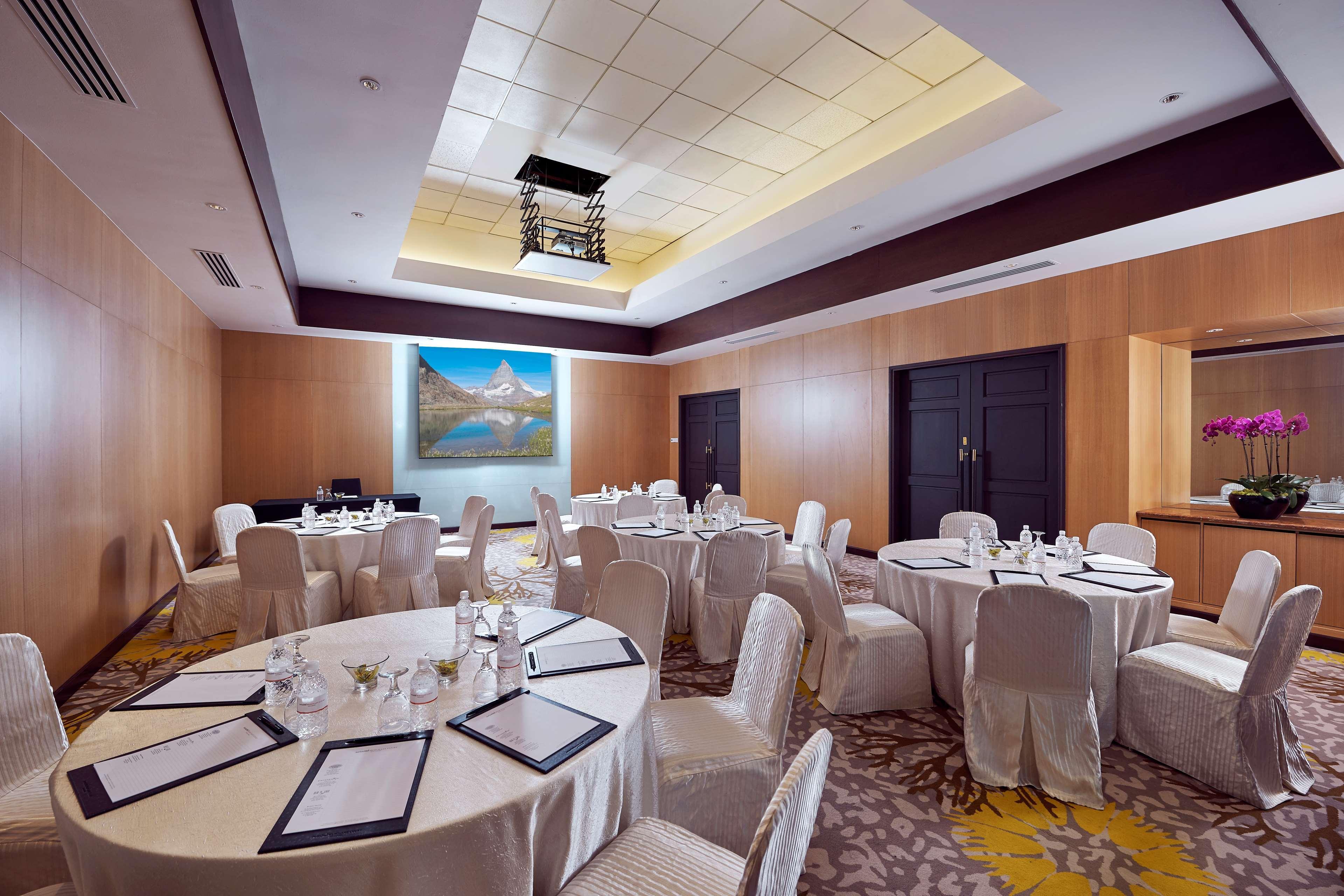 Paradox Merchant Court At Clarke Quay Hotel 5*