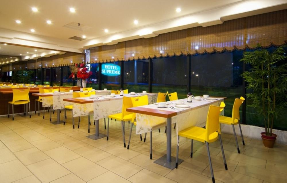 Supreme 3* Singapore