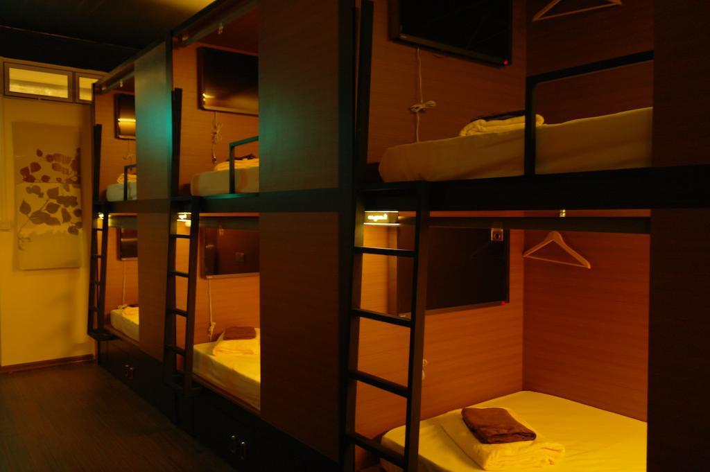 Chic Capsule Capsule hotel