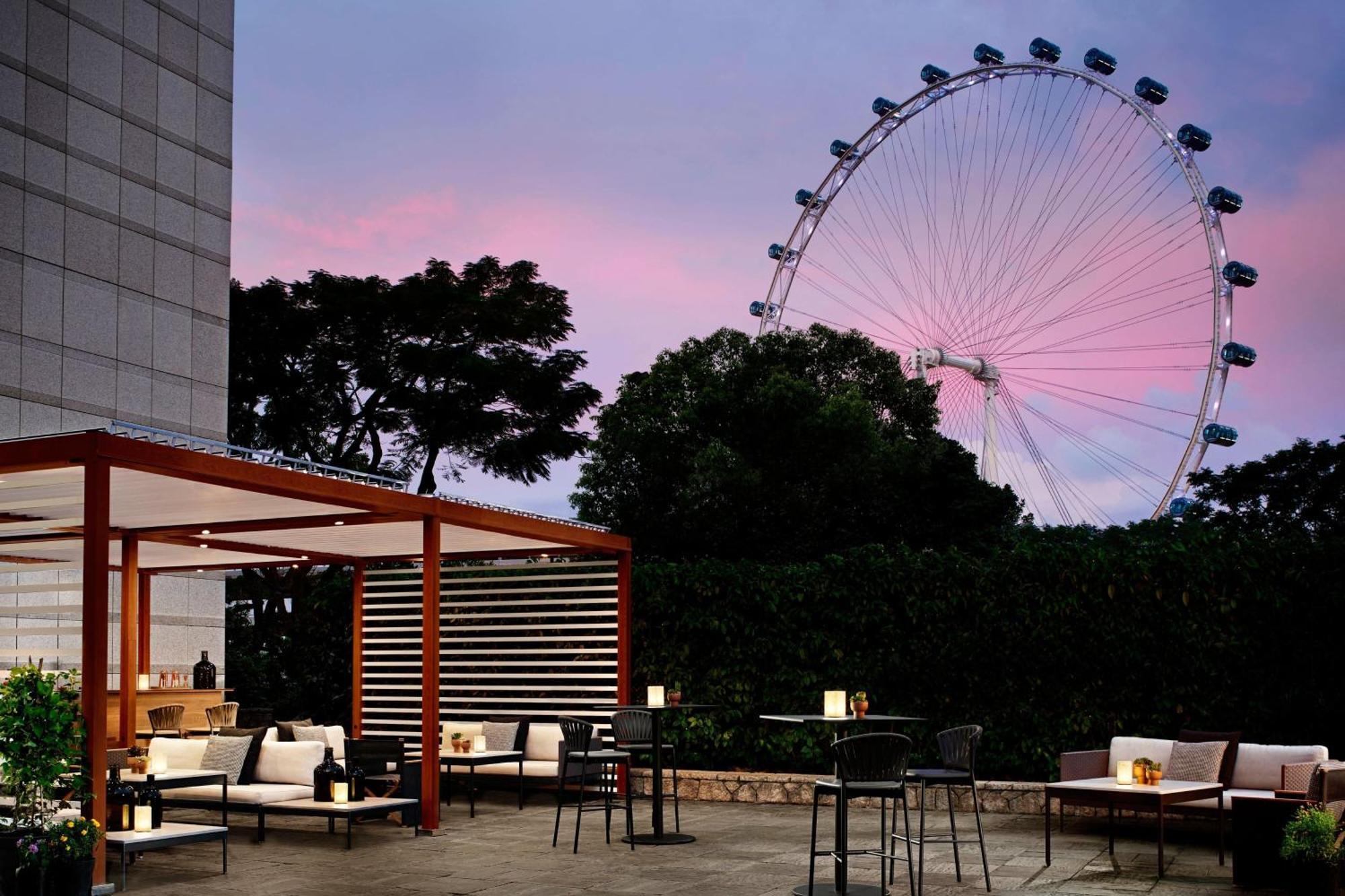 The Ritz-carlton, Millenia Hotel Singapore
