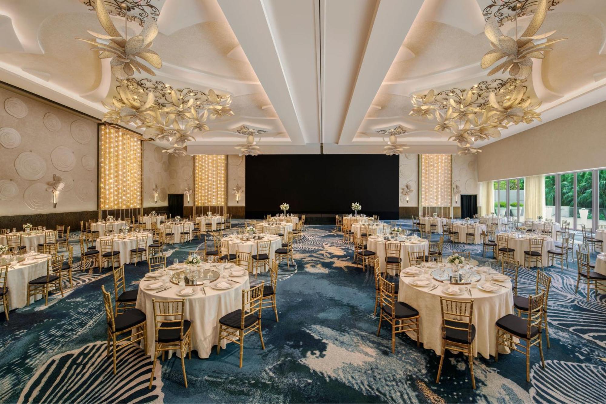 W - Sentosa Cove Hotel 5*