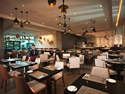 Carlton Hotel 5*