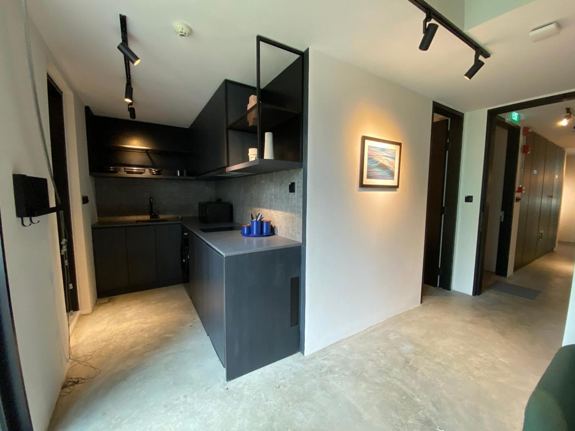 Base Residences Gemmil Lane Apartment *