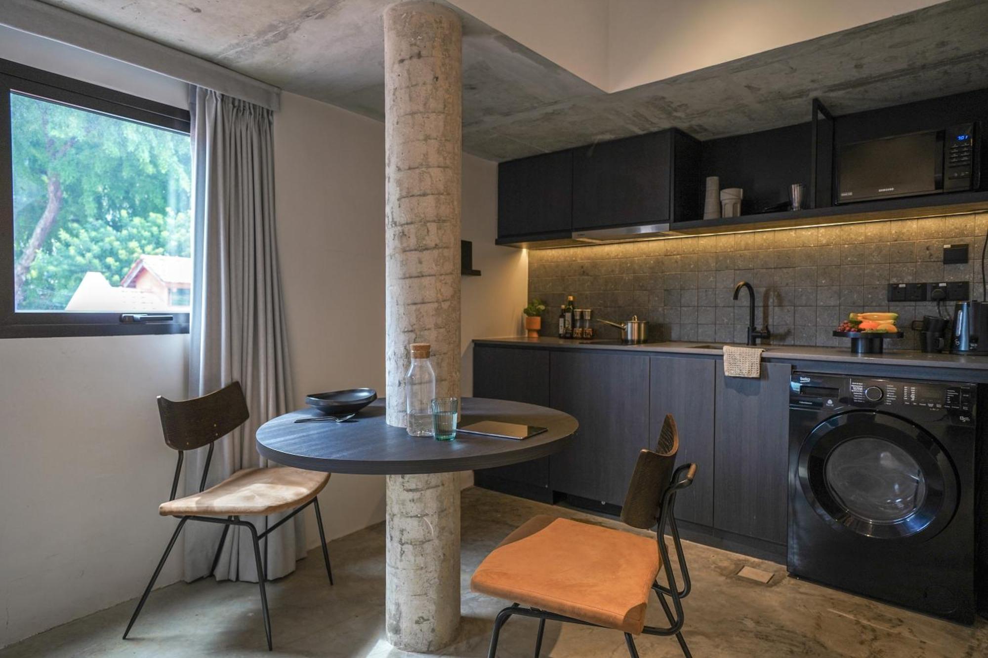Base Residences Gemmil Lane Apartment *