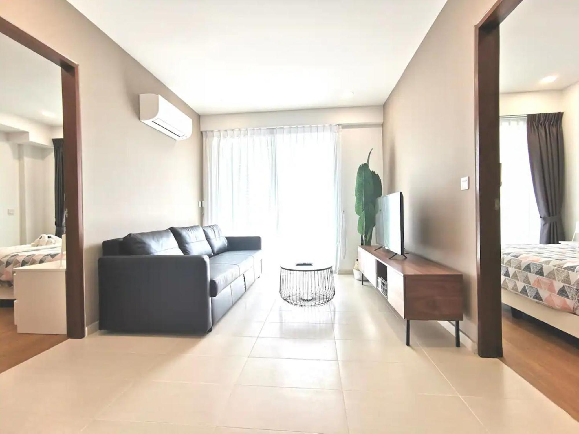 Apartment 3 Bedrooms Kallang Train Singapore