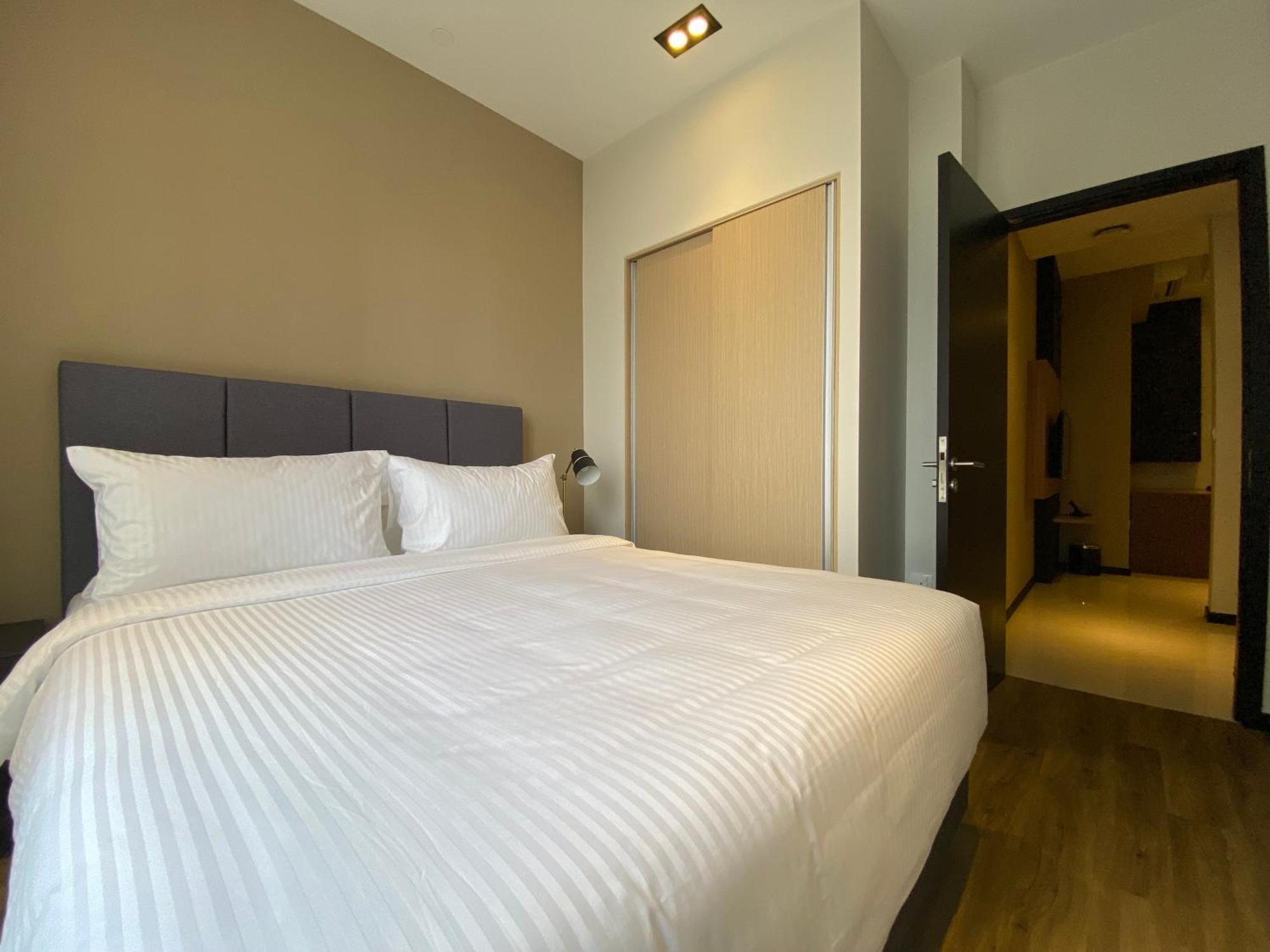 Momentus Novena Aparthotel
