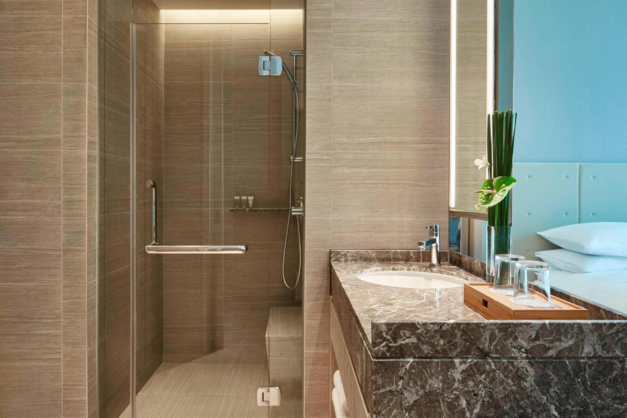 Courtyard By Marriott Novena Hotel Singapore