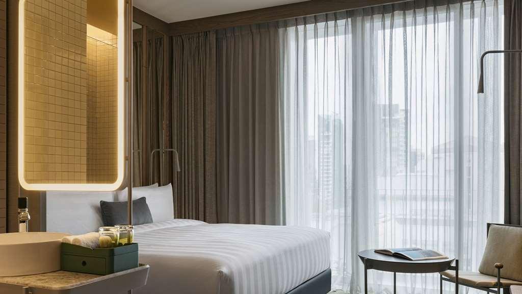 Pan Pacific Orchard Hotel