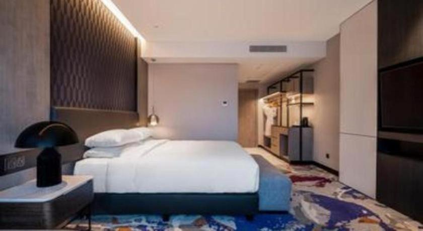 Hotel Orchid 4*