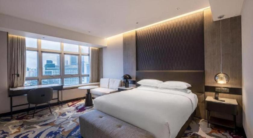 Orchid Hotel 4*