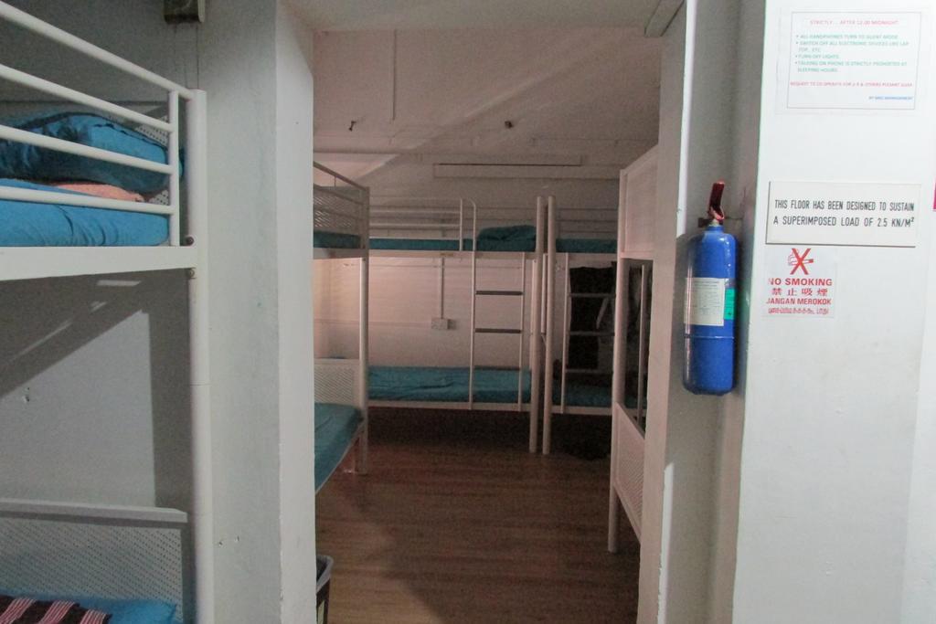 Mks Backpackers - Campbell Lane *