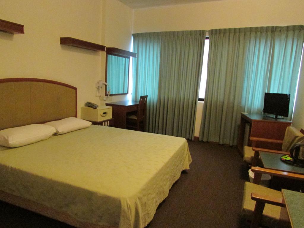 Hotel Supreme 3*