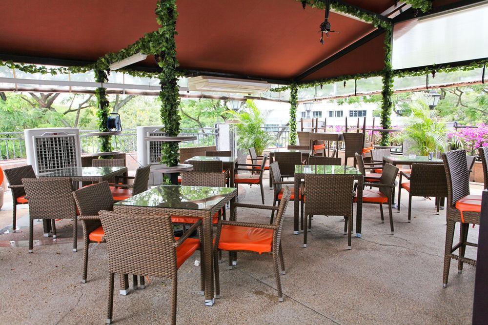 The At Recreation Club 4* Singapore