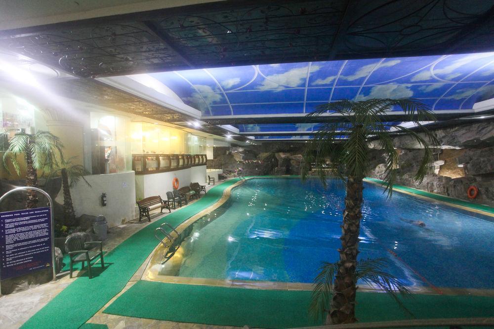 The At Recreation Club 4* Singapore