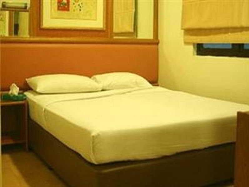 81 Geylang Hotel