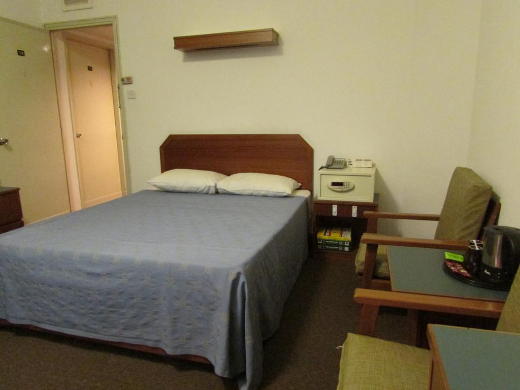 Supreme Hotel