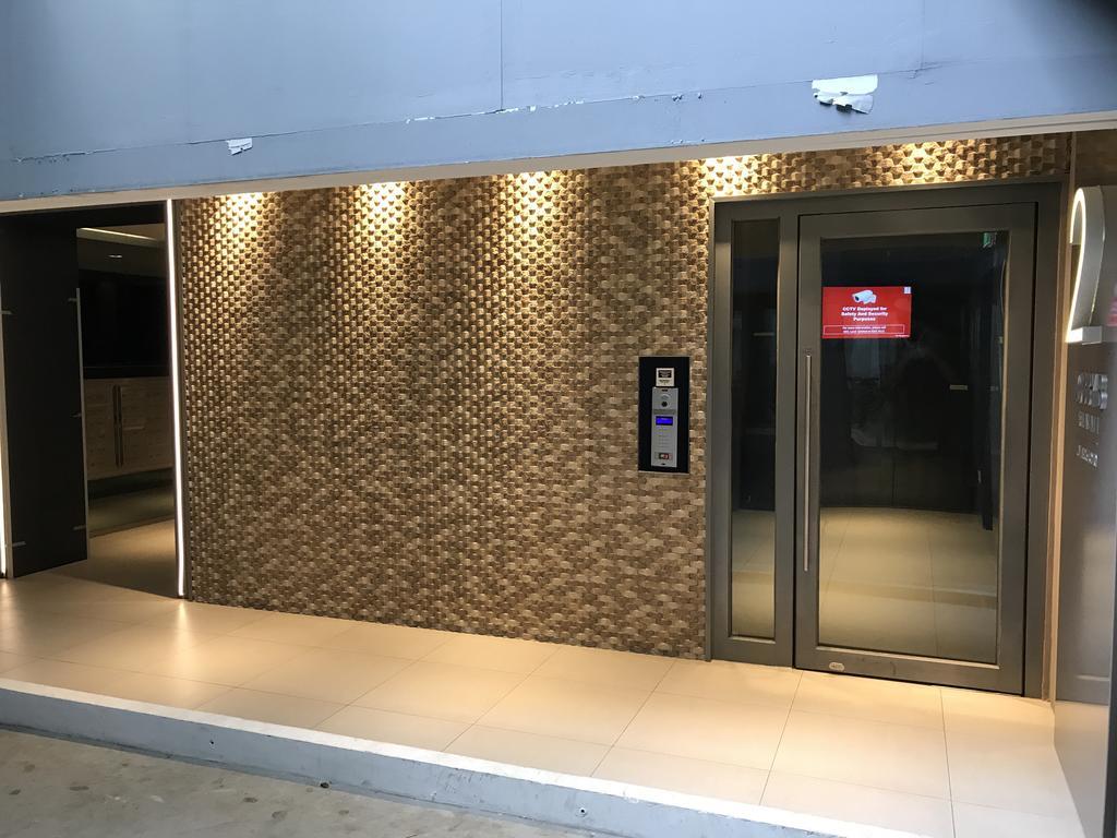 J Gateway Apartment Singapore
