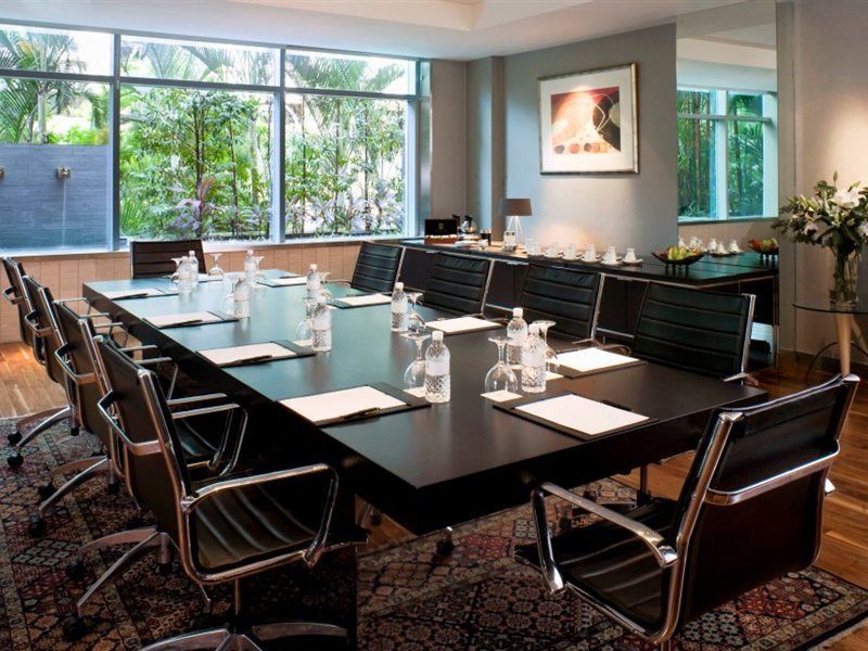 Pan Pacific Orchard Hotel 5*