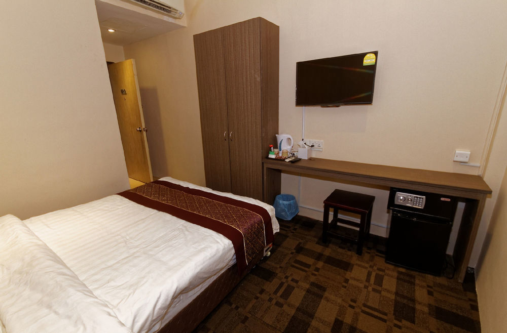 Noble Express, Check In 10pm, Check Out 9am Hotel 3*