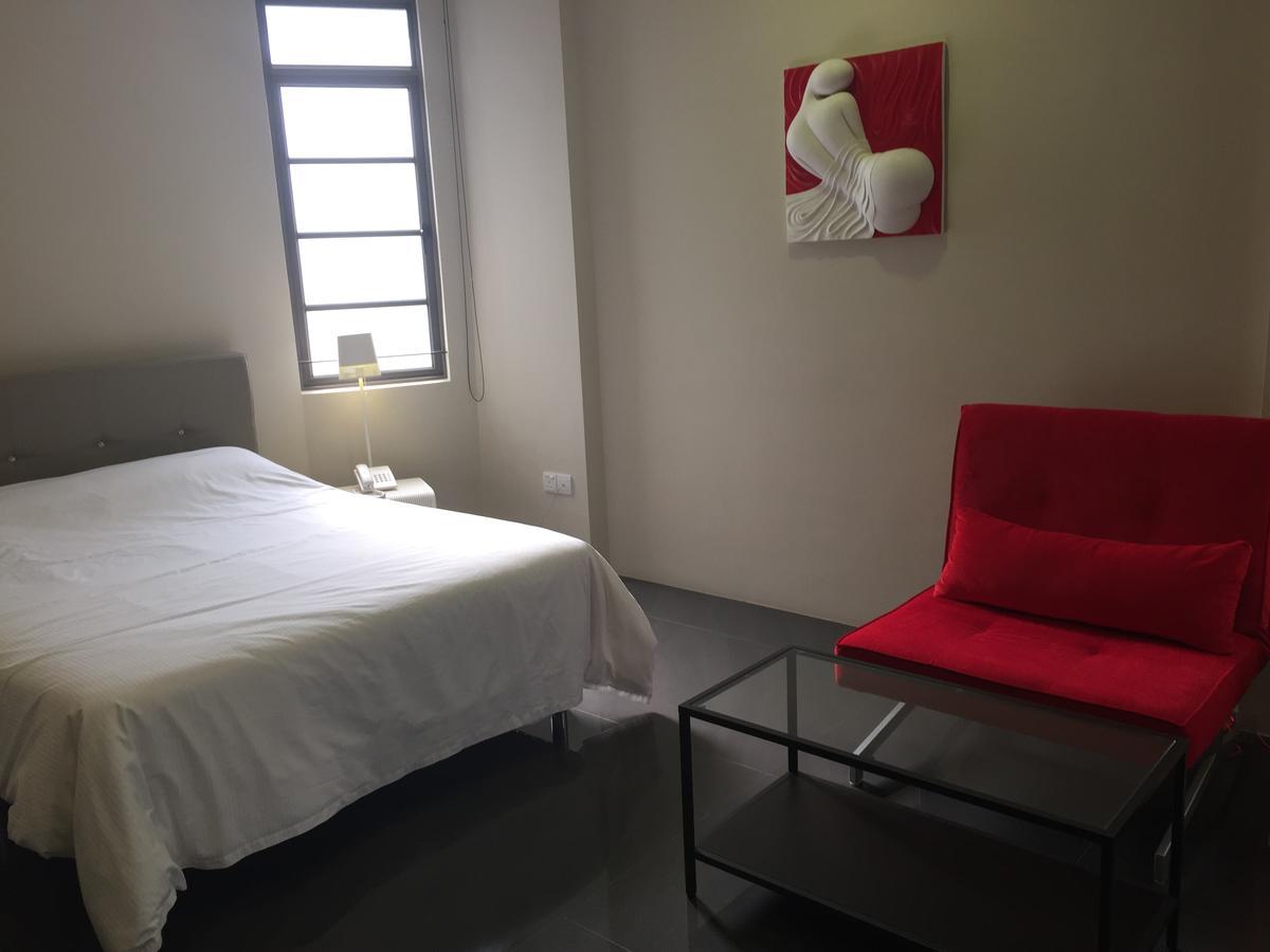 Triple 2 Aparthotel