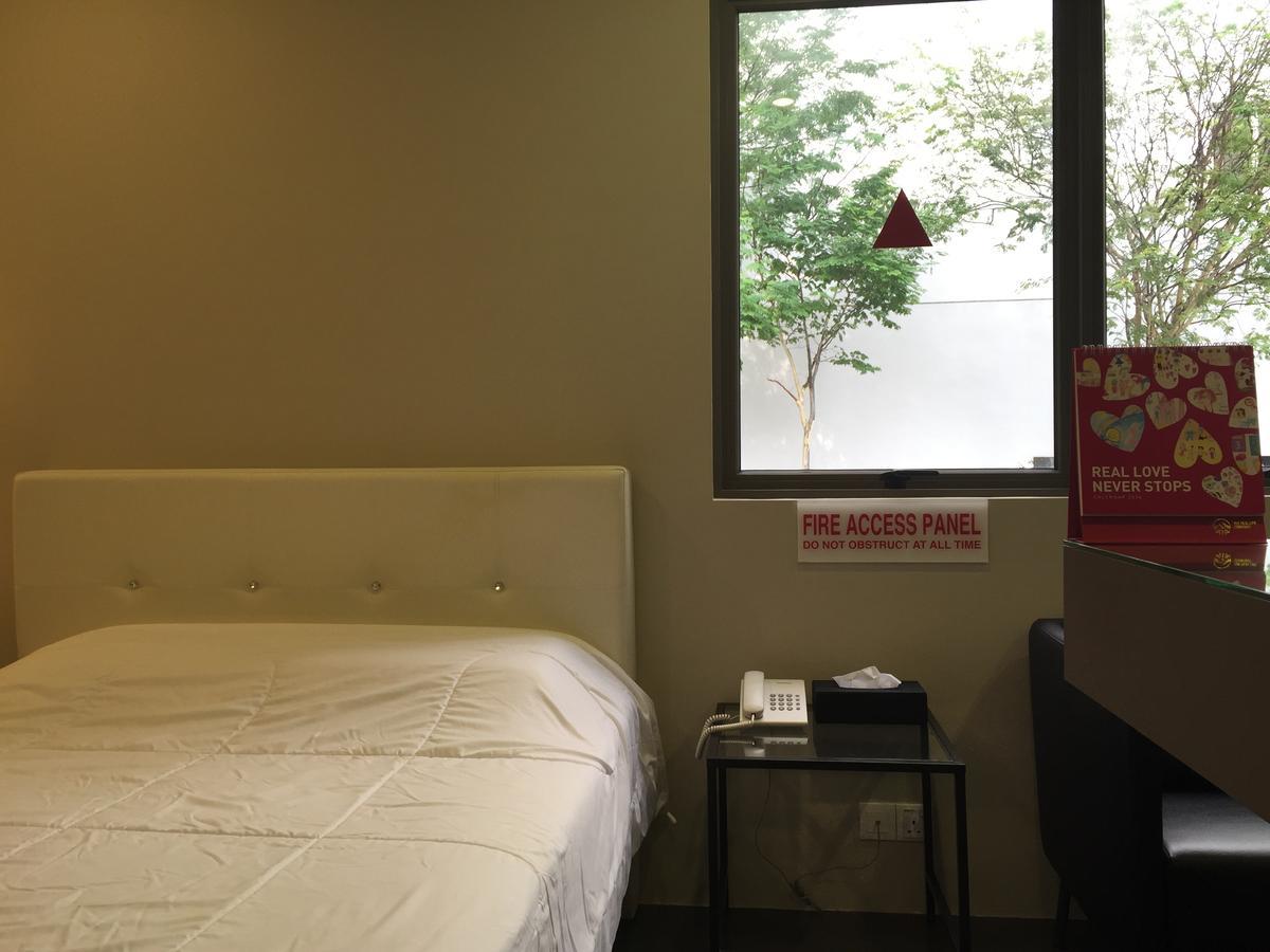 Triple 2 Aparthotel